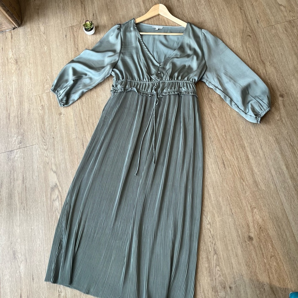 Baltic Born Gabriella Satin Midi Dress Eucalyptus XL